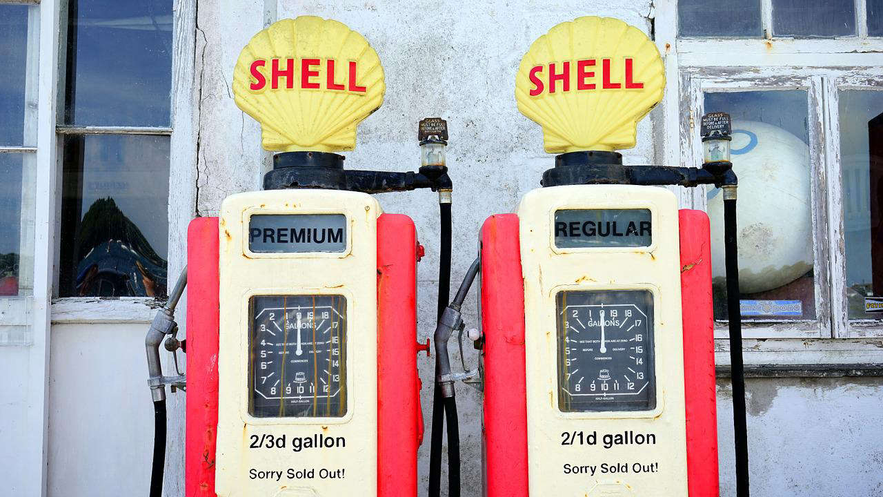 Стоимость бензина в США продолжает бить рекорды